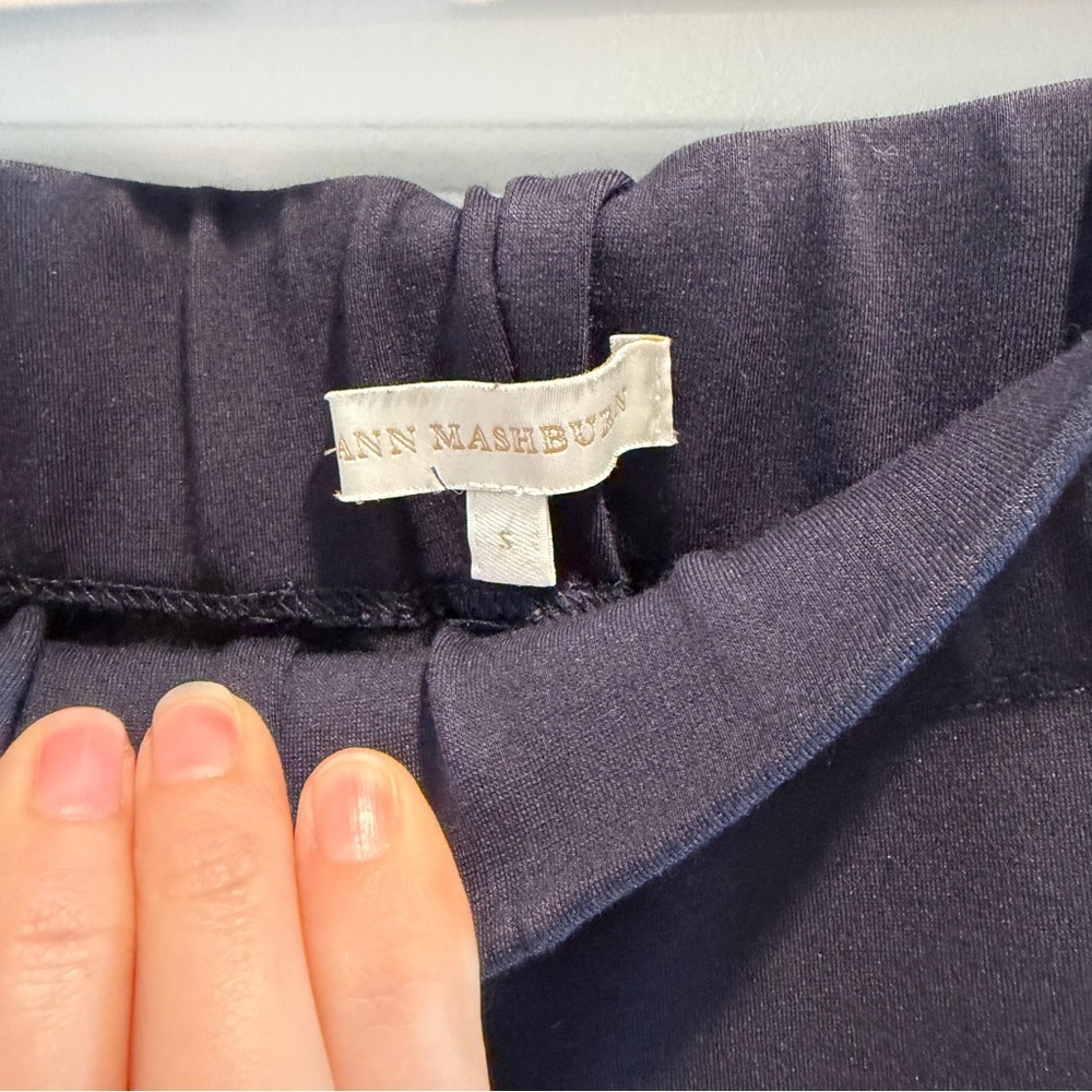 ANN MASHBURN Navy Blue Pull On Ankle Pants - Picture 2 of 4